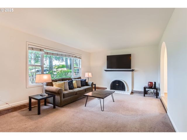 2900 Nw 111TH Ct, Portland, OR 97229