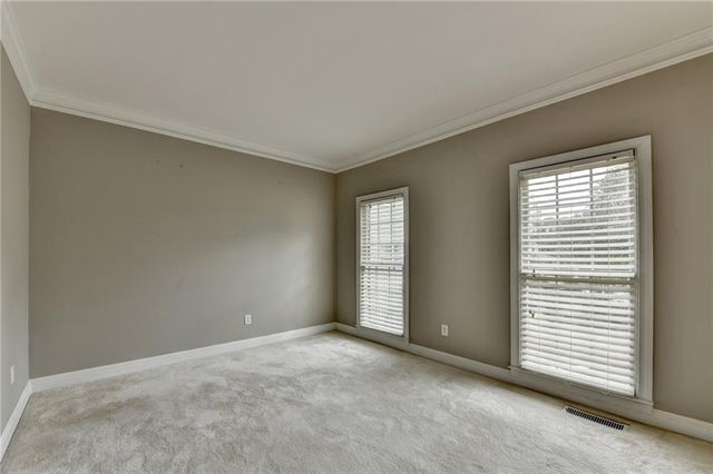 1015 ROWE OAK Circle, Lawrenceville, GA 30043