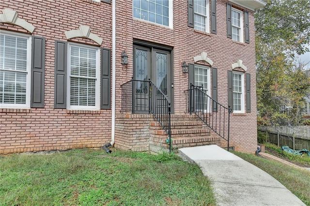 1015 ROWE OAK Circle, Lawrenceville, GA 30043