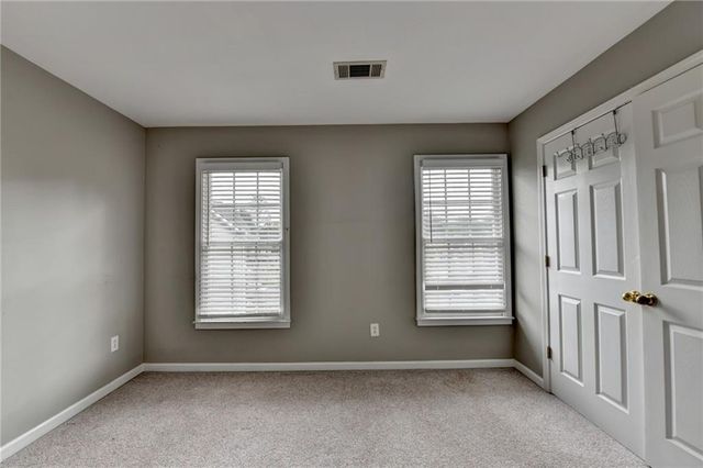 1015 ROWE OAK Circle, Lawrenceville, GA 30043