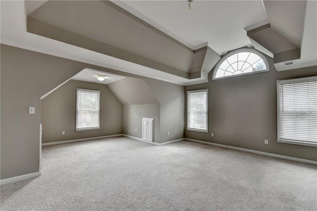 1015 ROWE OAK Circle, Lawrenceville, GA 30043