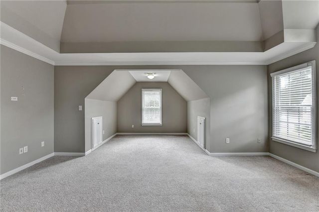 1015 ROWE OAK Circle, Lawrenceville, GA 30043