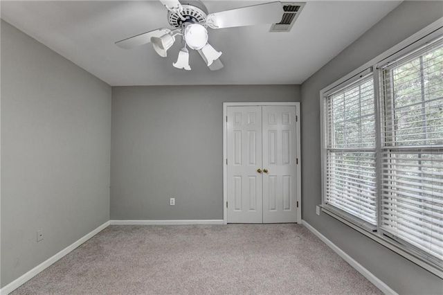 1015 ROWE OAK Circle, Lawrenceville, GA 30043