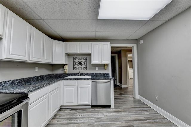 1015 ROWE OAK Circle, Lawrenceville, GA 30043