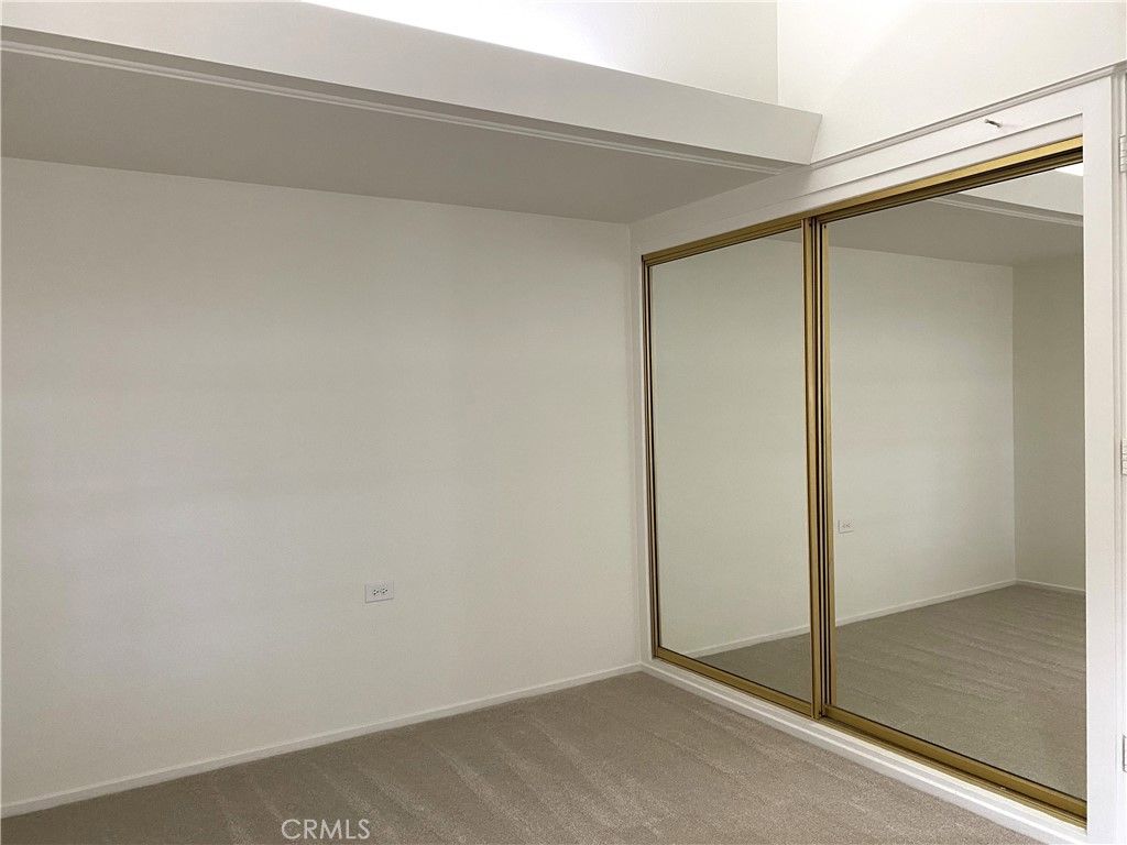Image 15 of property listing at 1681 Monterey Rd., M2-15D, Seal Beach, CA 90740