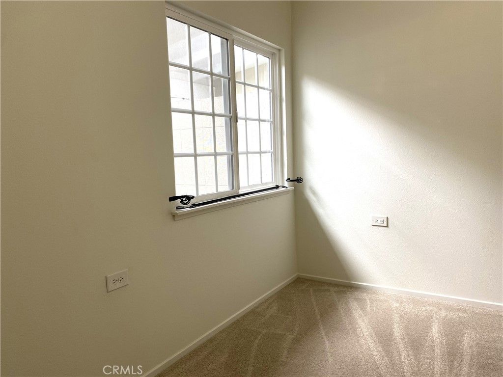 Image 16 of property listing at 1681 Monterey Rd., M2-15D, Seal Beach, CA 90740