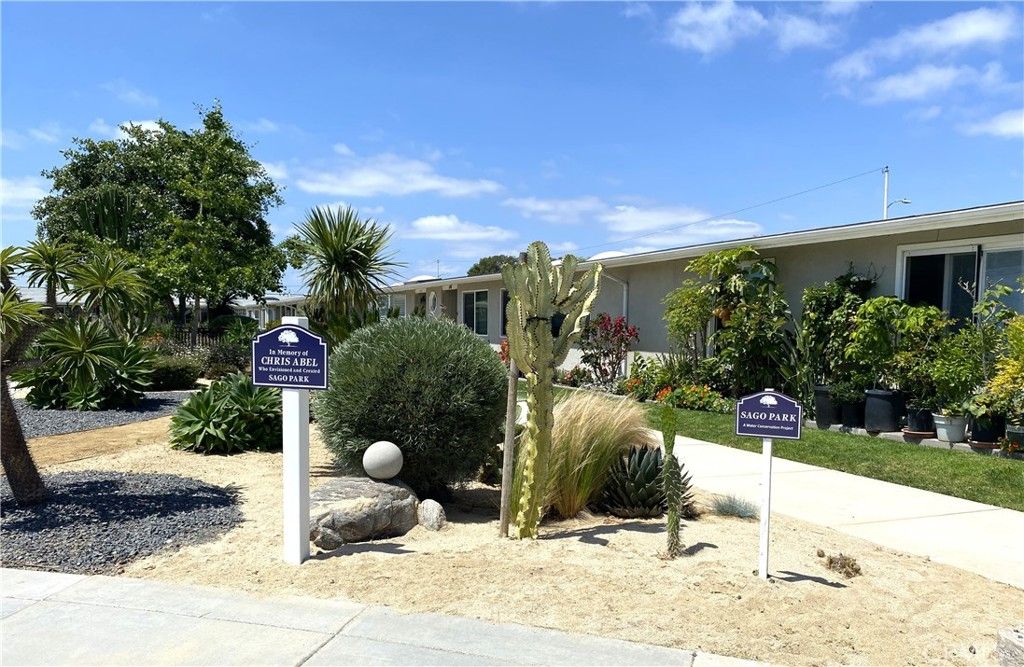 Image 23 of property listing at 1681 Monterey Rd., M2-15D, Seal Beach, CA 90740