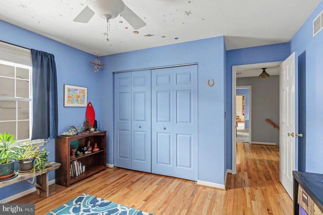 2204 CONTINENTAL DR, Harrisburg, PA 17110