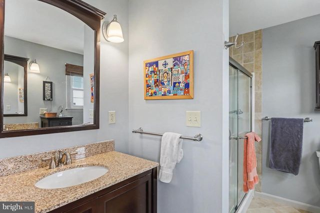 2204 CONTINENTAL DR, Harrisburg, PA 17110