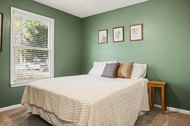 451 Longleaf Drive, Summerville, SC 29483