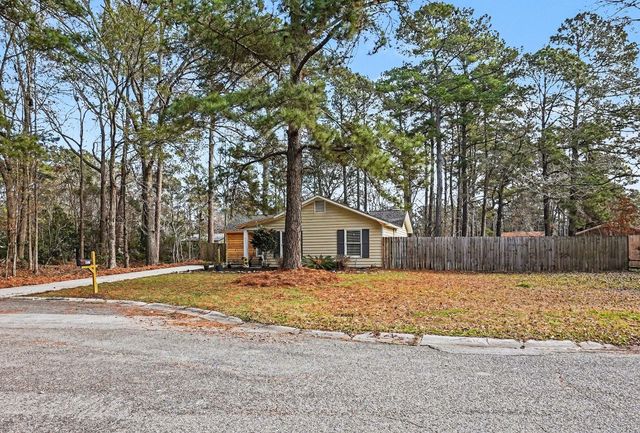 451 Longleaf Drive, Summerville, SC 29483