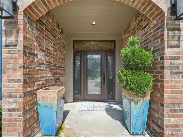 406 W Union Place, Broken Arrow, OK 74011