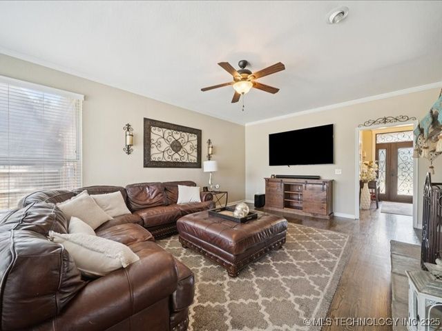 406 W Union Place, Broken Arrow, OK 74011