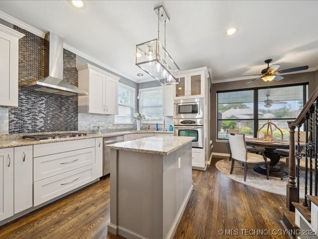 406 W Union Place, Broken Arrow, OK 74011