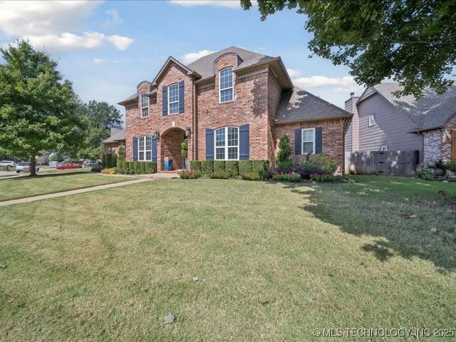 406 W Union Place, Broken Arrow, OK 74011