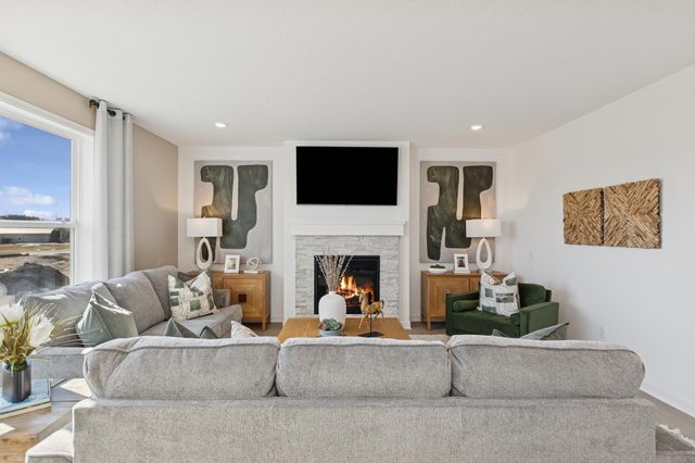 4610 Buckingham Drive NW, Rochester, MN 55901