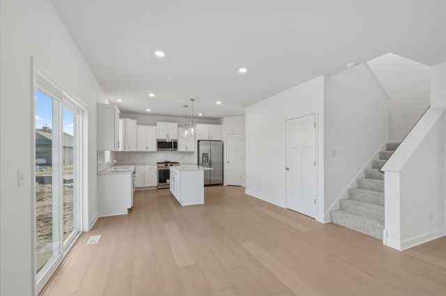 4610 Buckingham Drive NW, Rochester, MN 55901