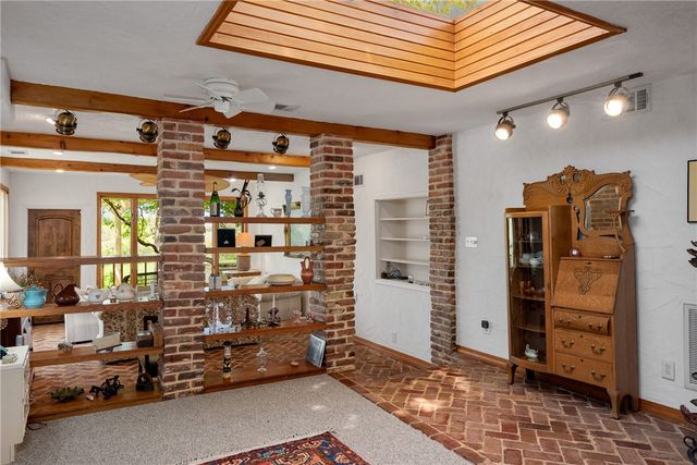 227 Harding Boulevard, Cotter, AR 72626