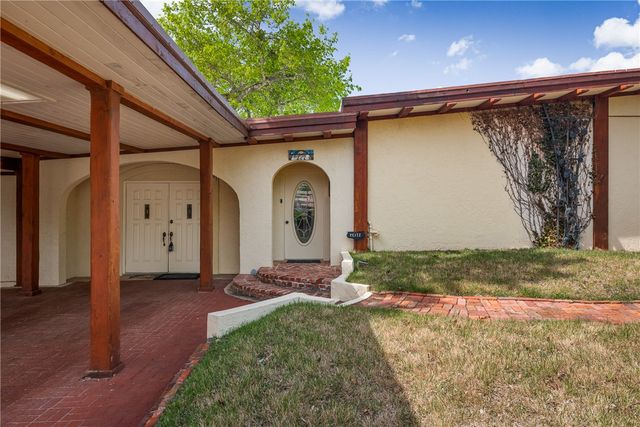 227 Harding Boulevard, Cotter, AR 72626