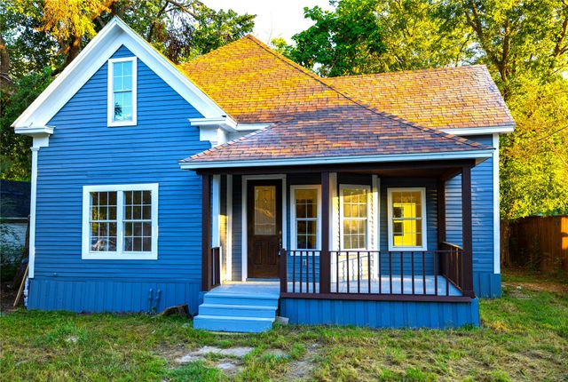 415 W 7th Street, Bonham, TX 75418