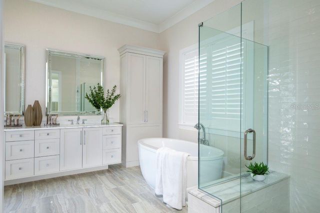 4515 WESTLAKE STREET, Bradenton, FL 34210