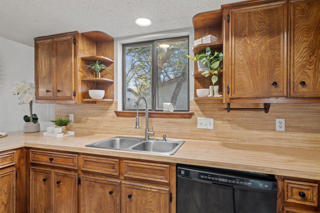 702 Bosque TRL, Georgetown, TX 78628