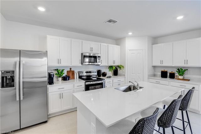 16057 Palos Verdes ST, Babcock Ranch, FL 33982