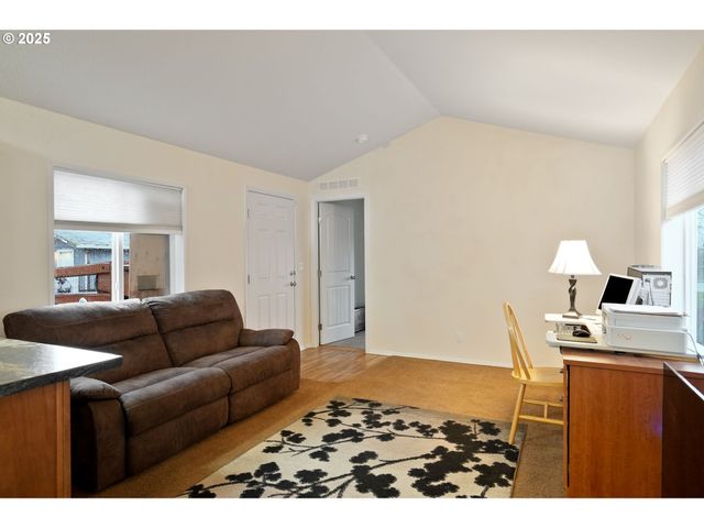 2723 OAKLAND Loop, Salem, OR 97317