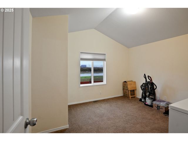 2723 OAKLAND Loop, Salem, OR 97317