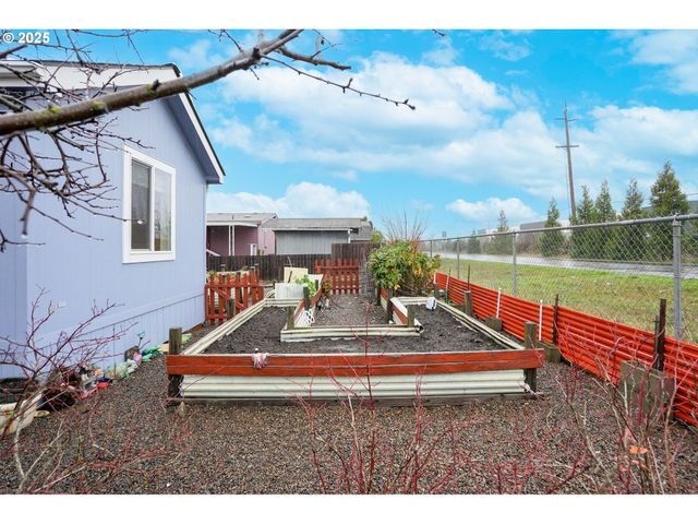 2723 OAKLAND Loop, Salem, OR 97317