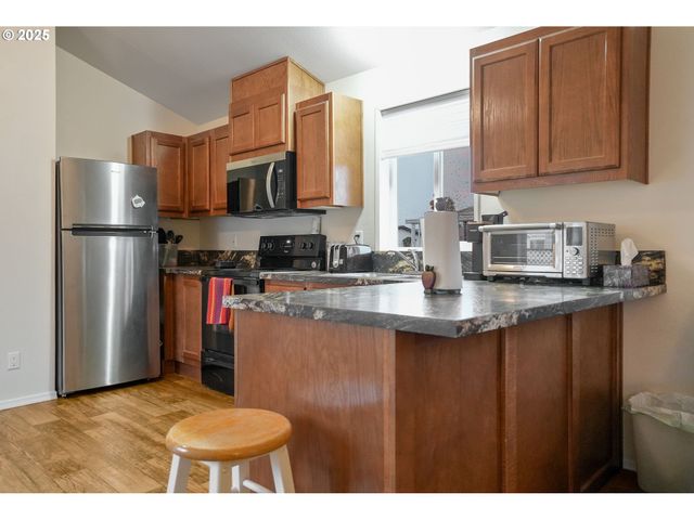 2723 OAKLAND Loop, Salem, OR 97317