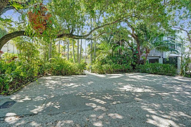 1520 SE 1st Street, Fort Lauderdale, FL 33301