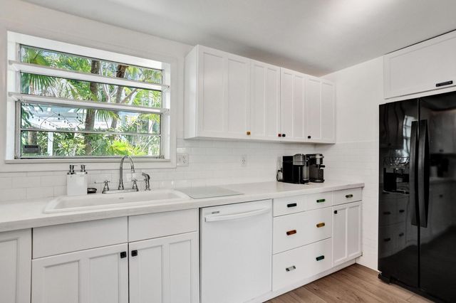 1520 SE 1st Street, Fort Lauderdale, FL 33301