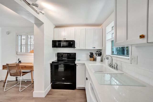 1520 SE 1st Street, Fort Lauderdale, FL 33301