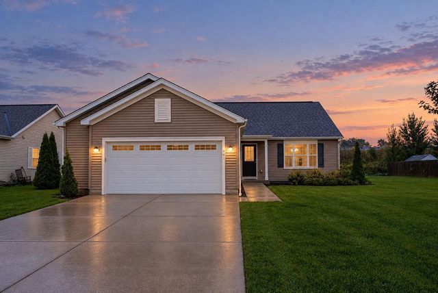 751 S Sugarpine Way, Elkhorn, WI 53121