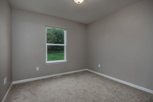 751 S Sugarpine Way, Elkhorn, WI 53121