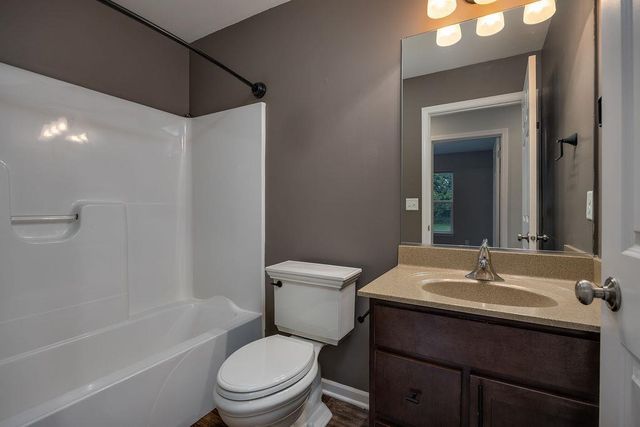 751 S Sugarpine Way, Elkhorn, WI 53121