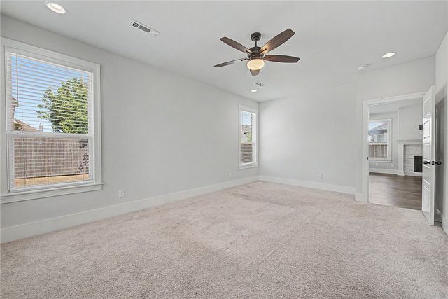 2206 SW Hampton Avenue, Bentonville, AR 72713