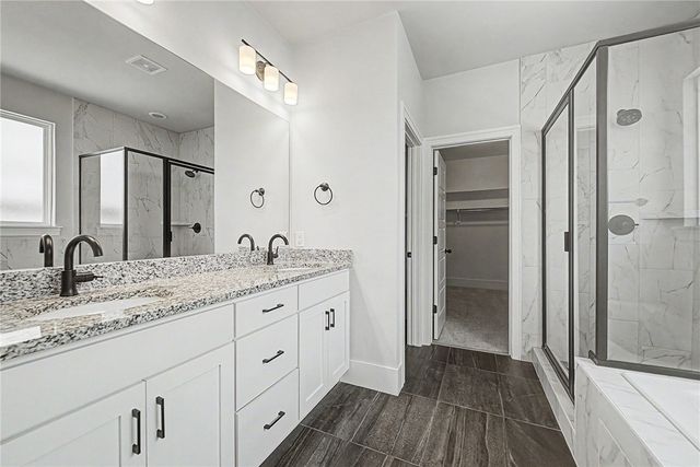 2206 SW Hampton Avenue, Bentonville, AR 72713