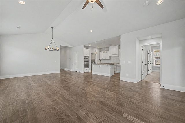2206 SW Hampton Avenue, Bentonville, AR 72713