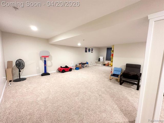 1216 Orchid Circle 18, Canton, MI 48187