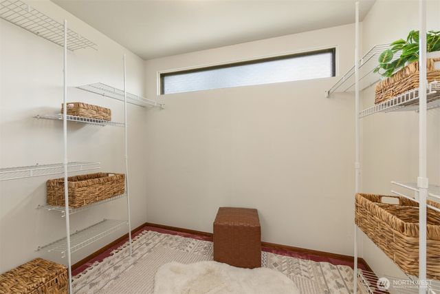 9793 NE Murden Cove Drive, Bainbridge Island, WA 98110
