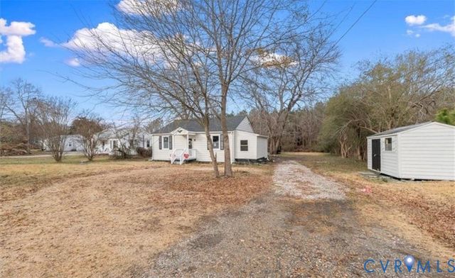 24902 River Rd, Dinwiddie, VA 23803