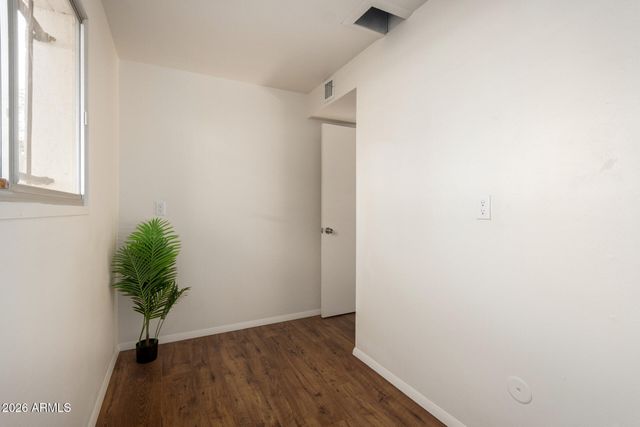 928 E LA JOLLA Drive, Tempe, AZ 85282