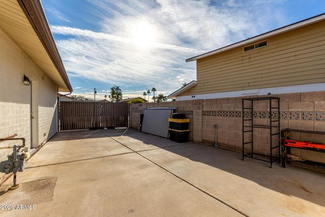 928 E LA JOLLA Drive, Tempe, AZ 85282