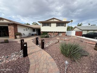928 E LA JOLLA Drive, Tempe, AZ 85282