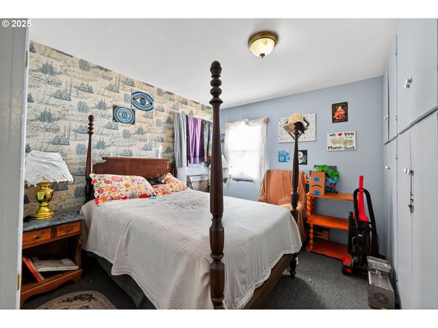 48386 JASPER Dr, Oakridge, OR 97463