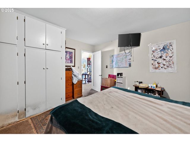 48386 JASPER Dr, Oakridge, OR 97463