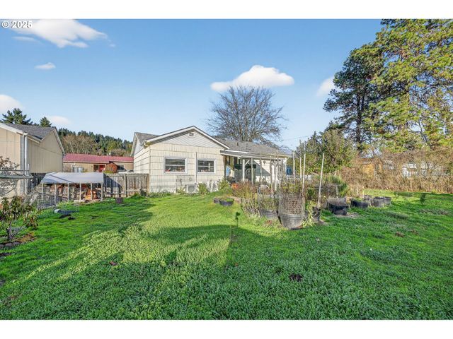 48386 JASPER Dr, Oakridge, OR 97463