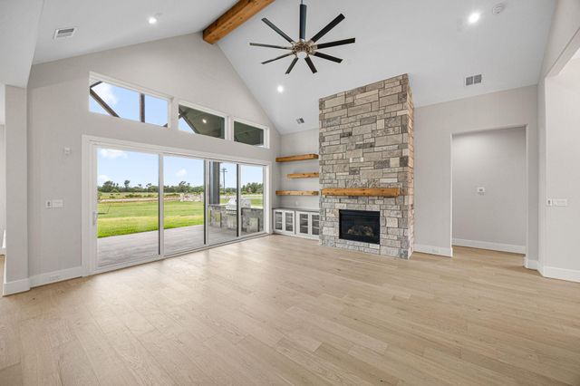 469 Ruby Drive, Bellville, TX 77418